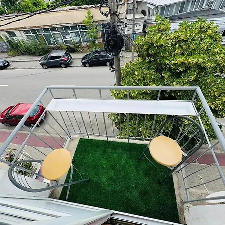 Central Studio Pitesti Exterior photo
